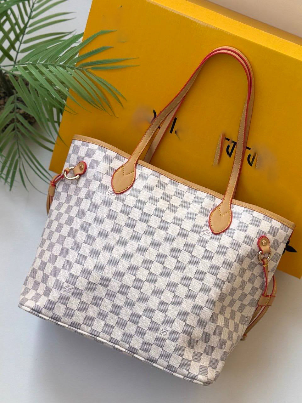 Love Tote
