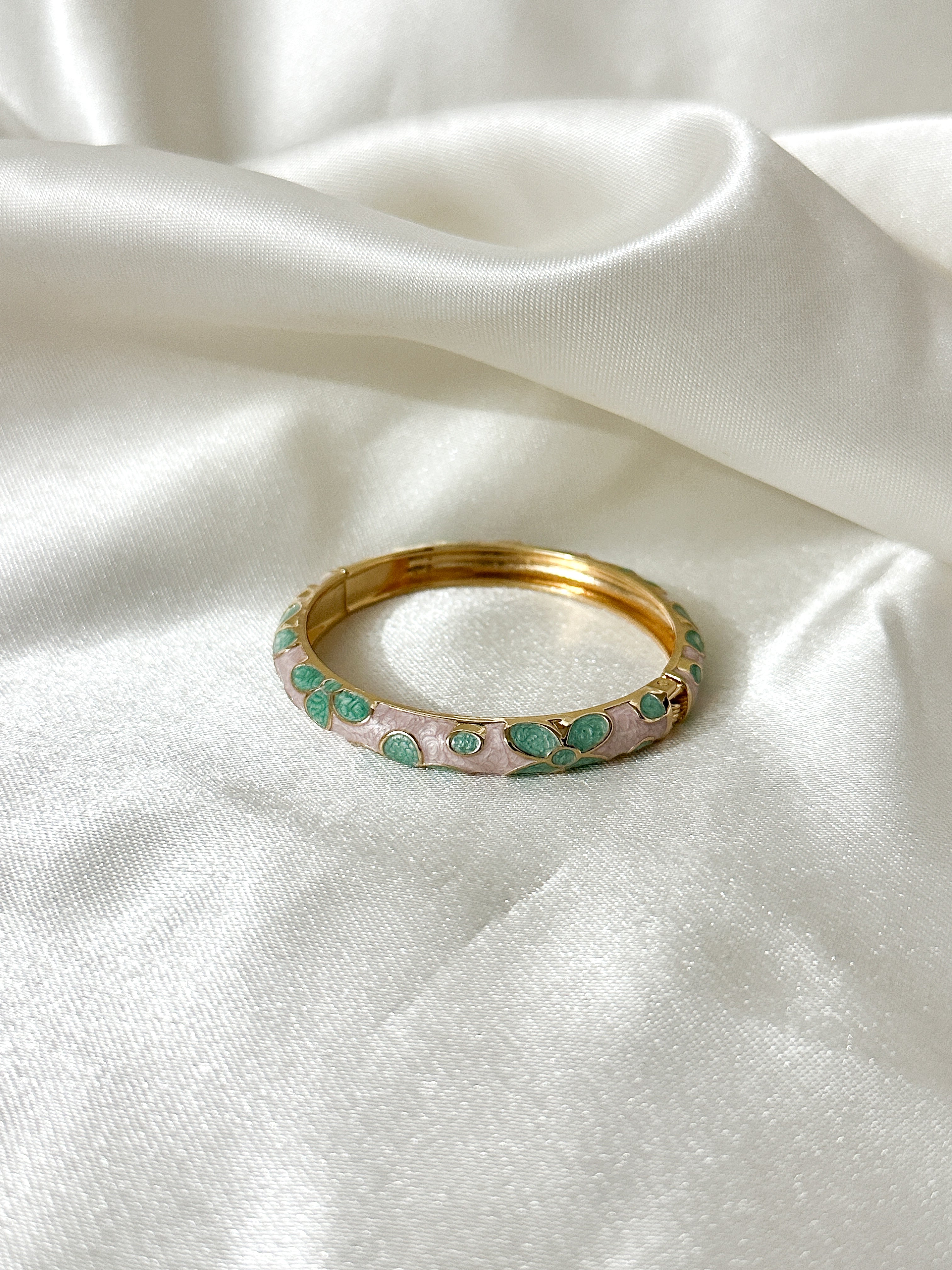 Petal Glow Bangle