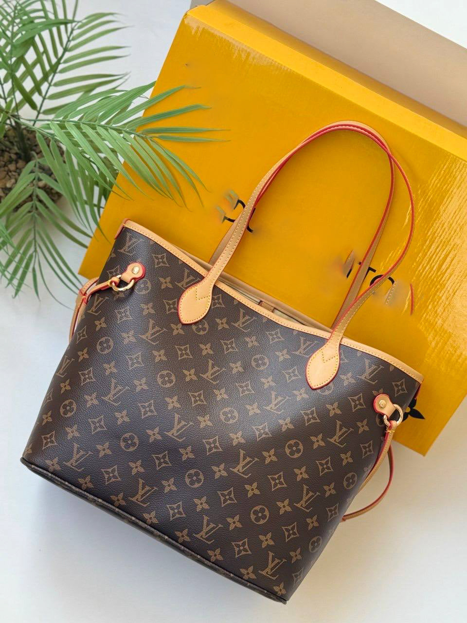Love Tote