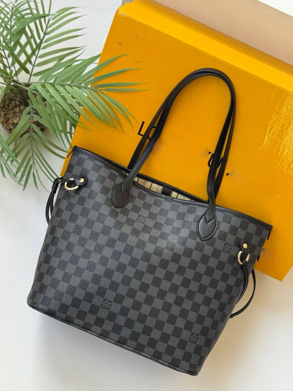 Love Tote