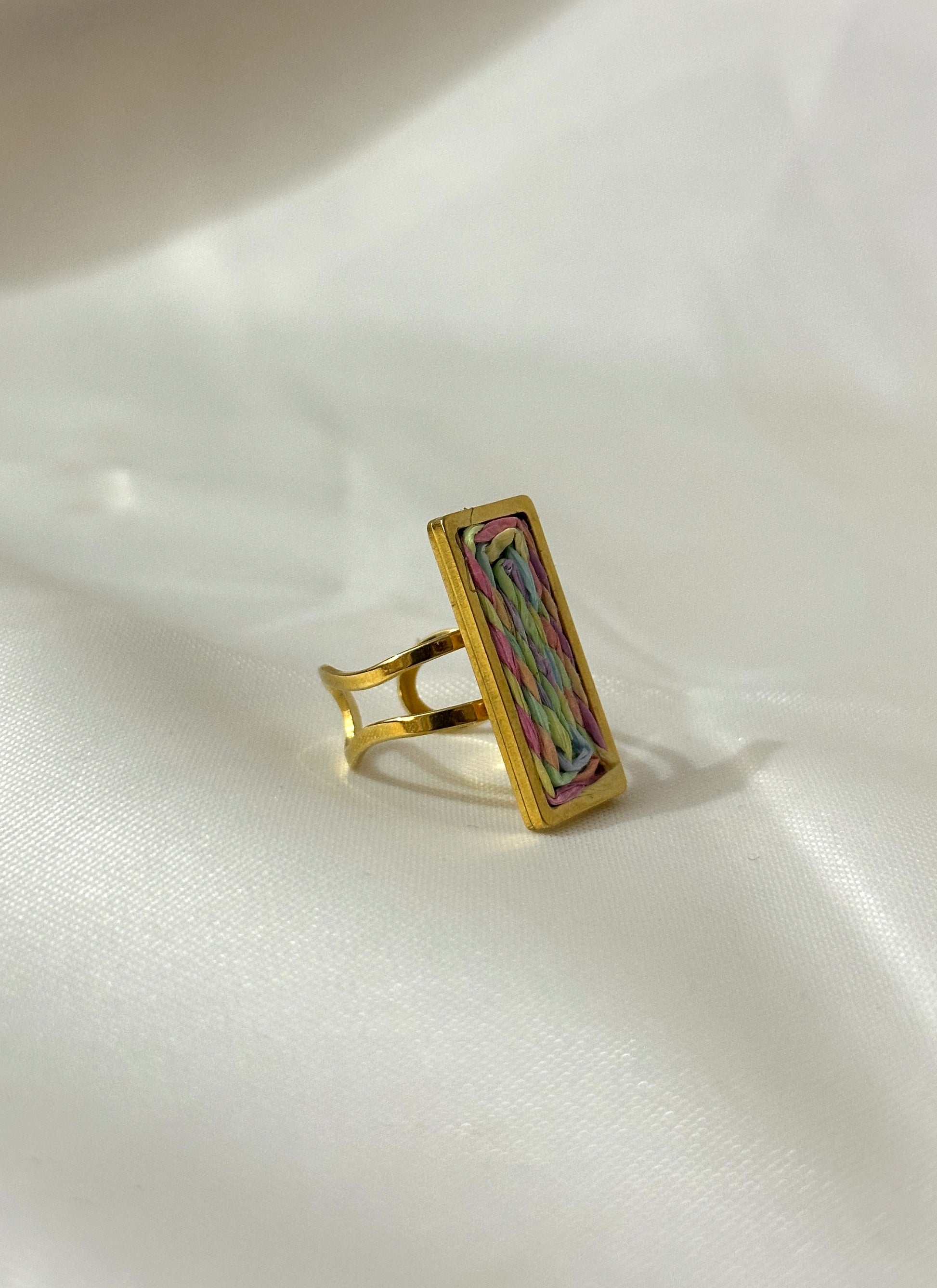 Verde Color Free Size Rings