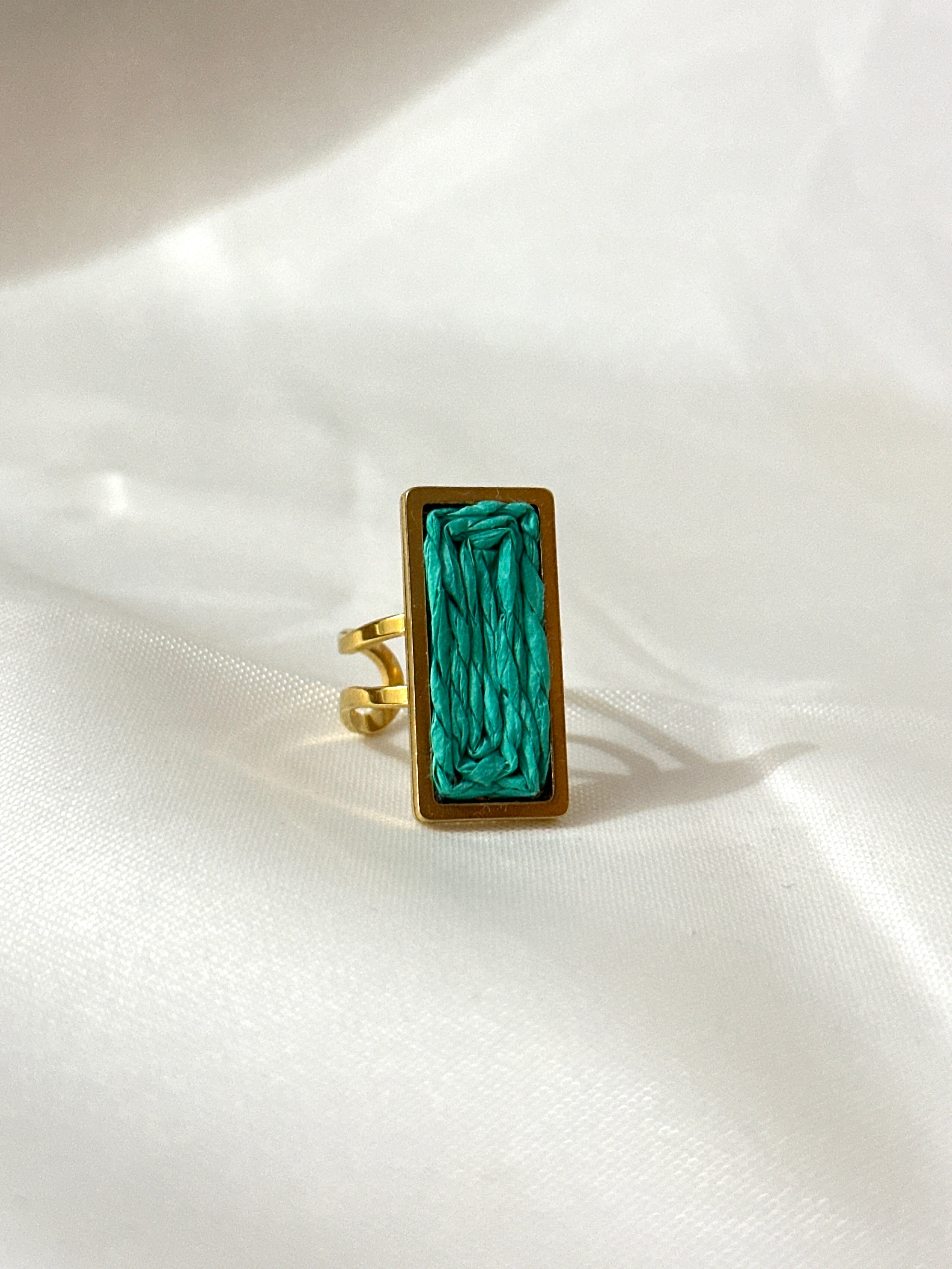 Verde Color Free Size Rings