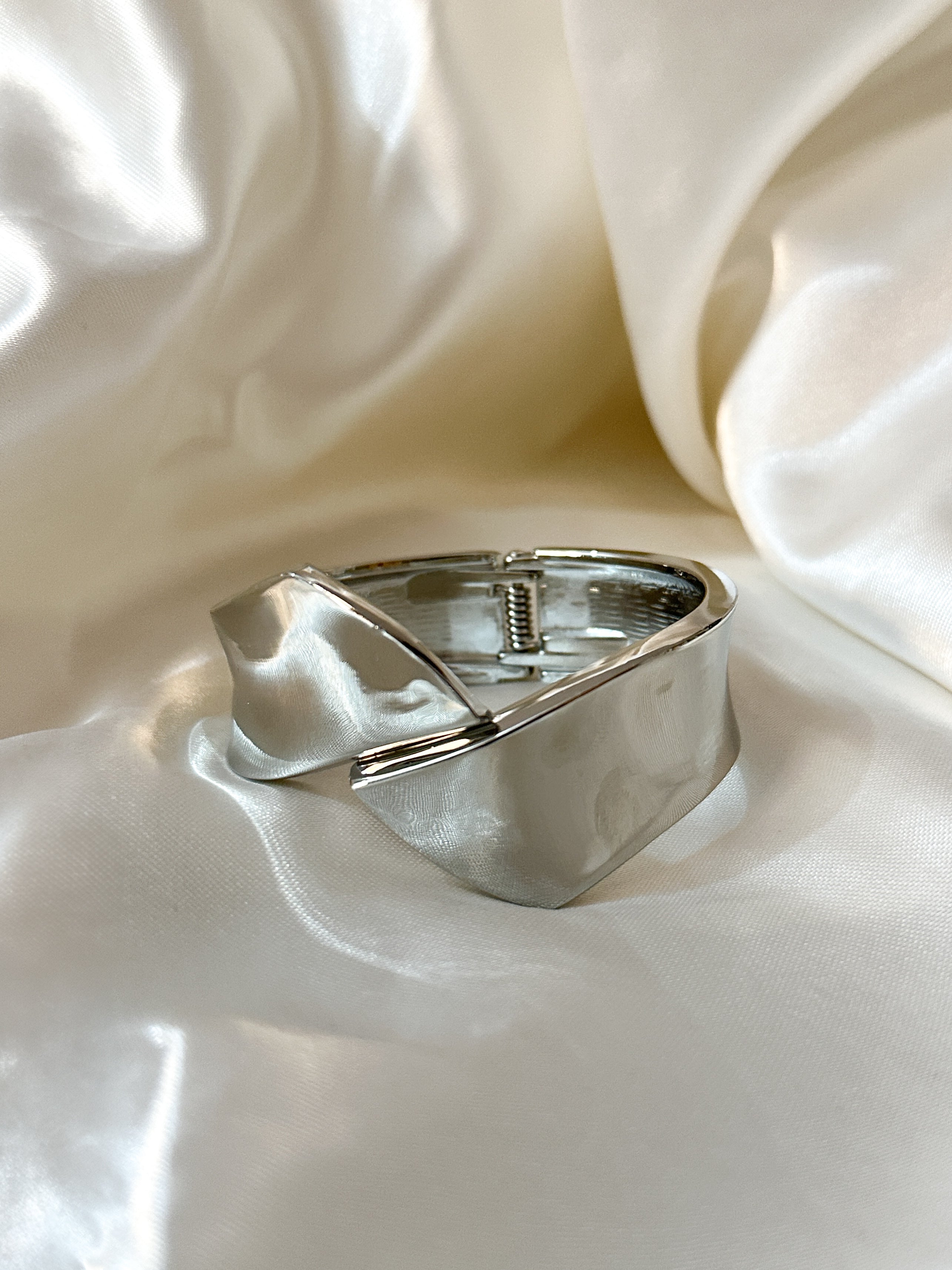 Edges | Silver