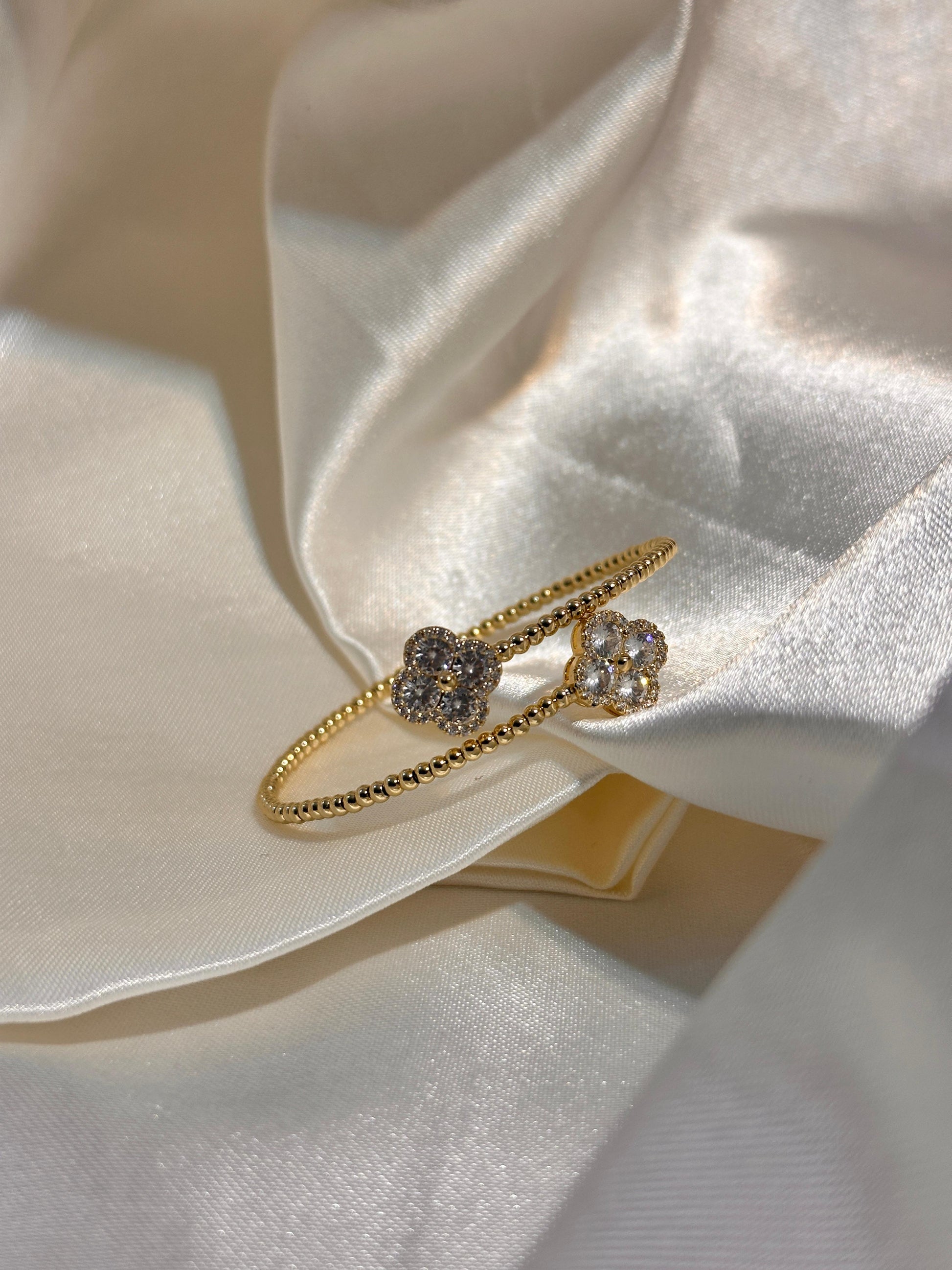 Van Clef Jewelled Bracelet Gold Plated