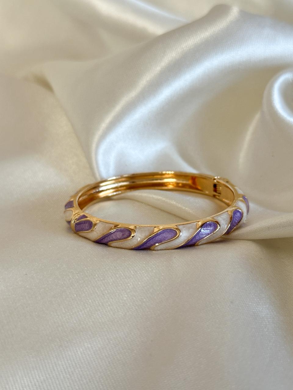 Lavender Twist